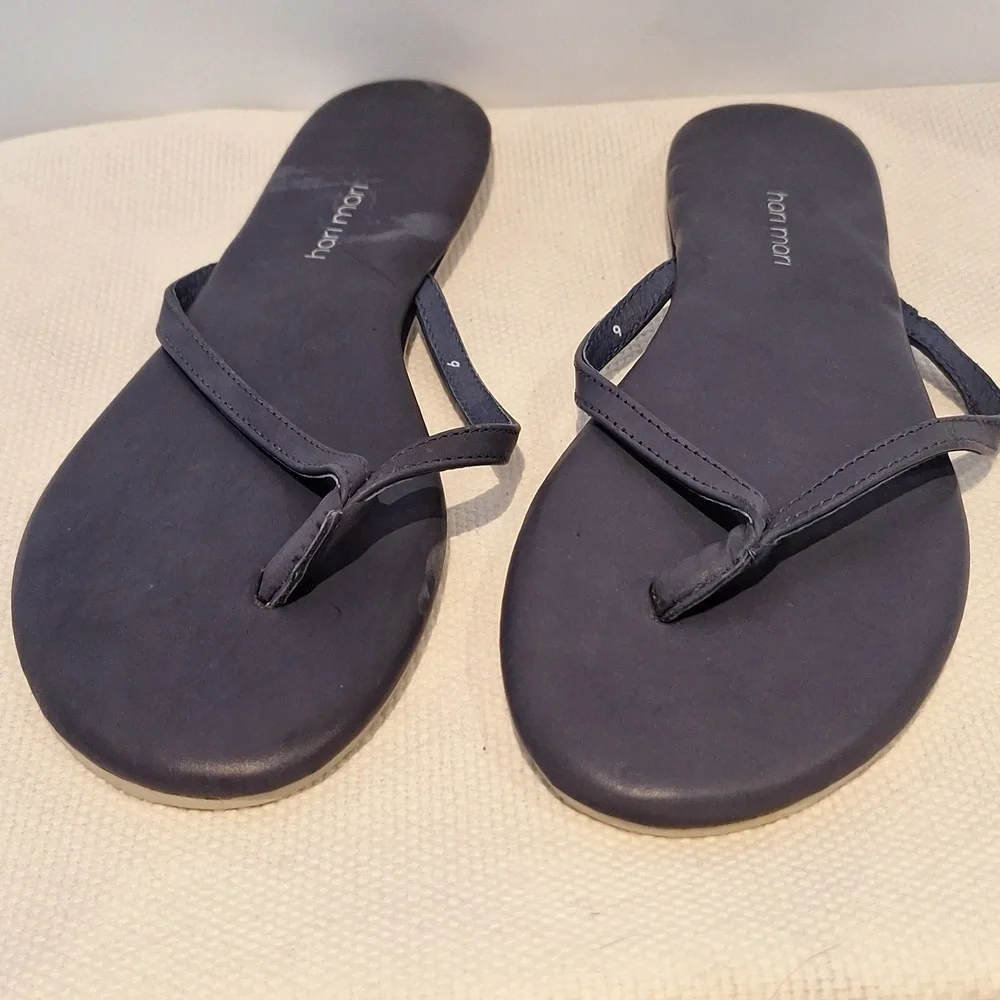 Hari Mari Blue Flip Flops Size 9